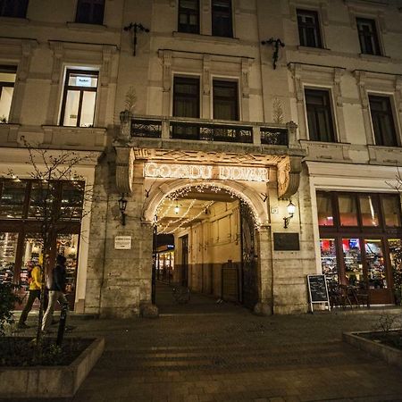 Budapest Kingdom Apartment Central & Car Parking On-Site & Aircon & Quiet & Family Friendly 외부 사진