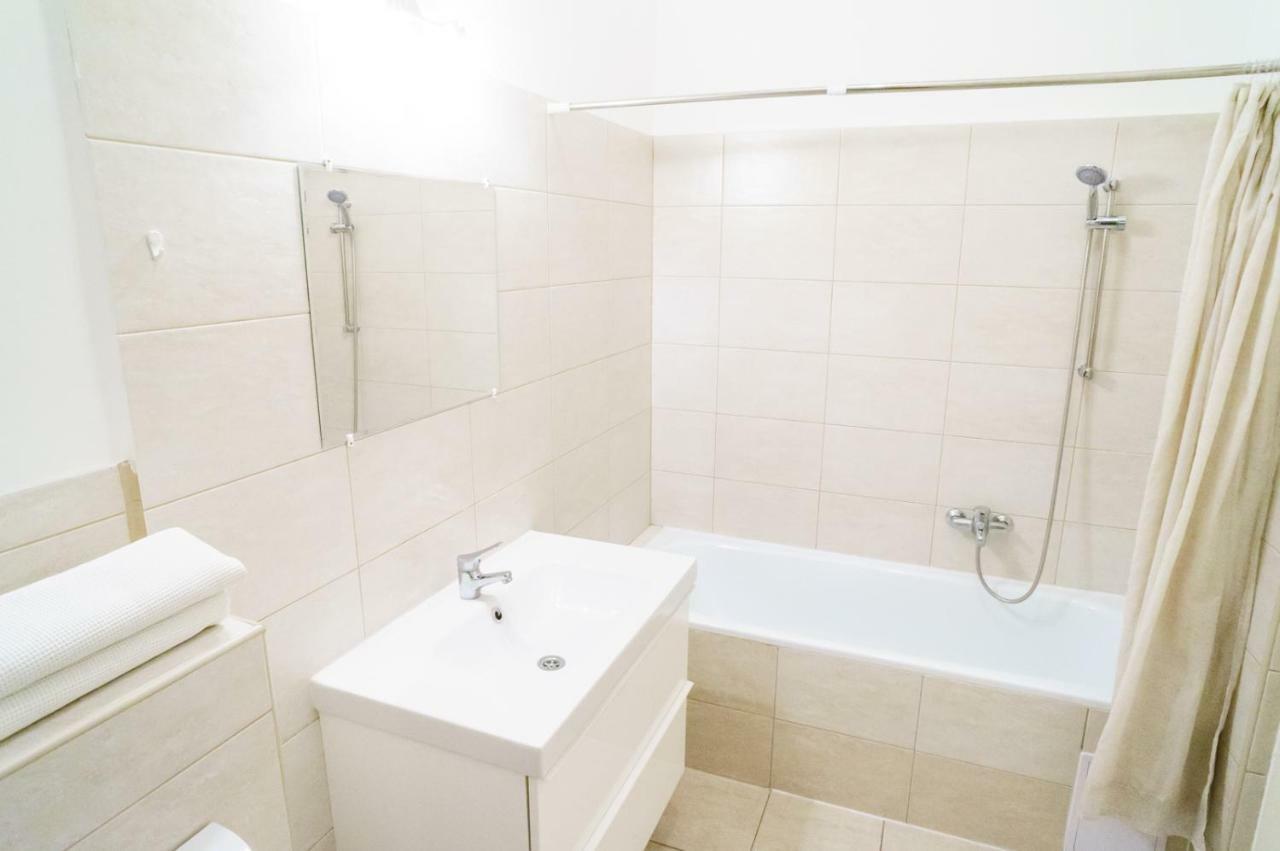 Budapest Kingdom Apartment Central & Car Parking On-Site & Aircon & Quiet & Family Friendly 외부 사진